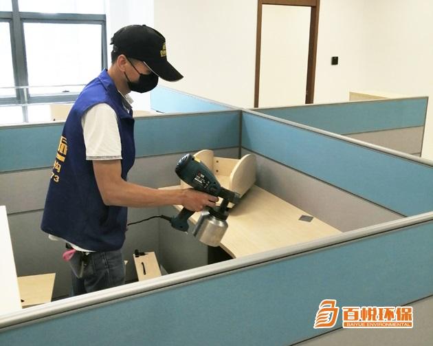 百悅環(huán)保推薦：汽車車內(nèi)如何除甲醛，甲醛又從哪來？