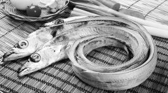 恐怖！甲醛帶魚流入市場，這樣的帶魚不要買！
